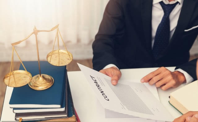 提款时客服说未更新不能提现出款